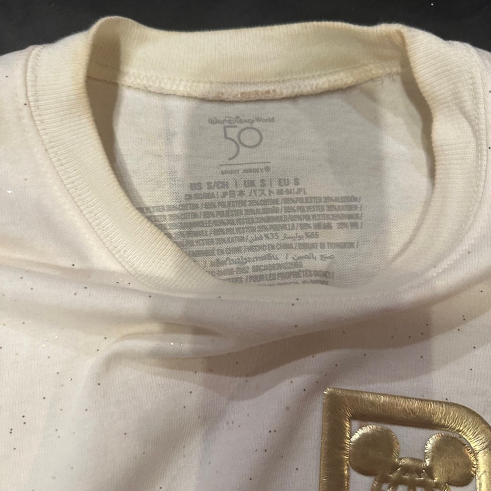Walt Disney World 50th Anniversary Cinderella Castle Spirit Jersey size small - Picture 5 of 6